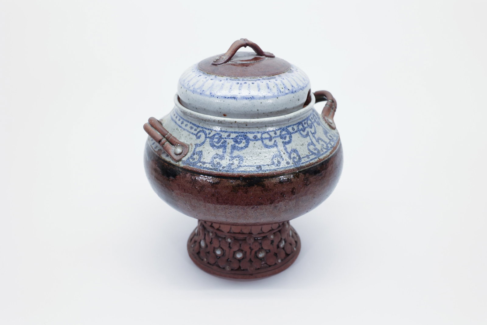 Bill Reid 1978 Studio Pottery Soup Tureen (1 of 6)