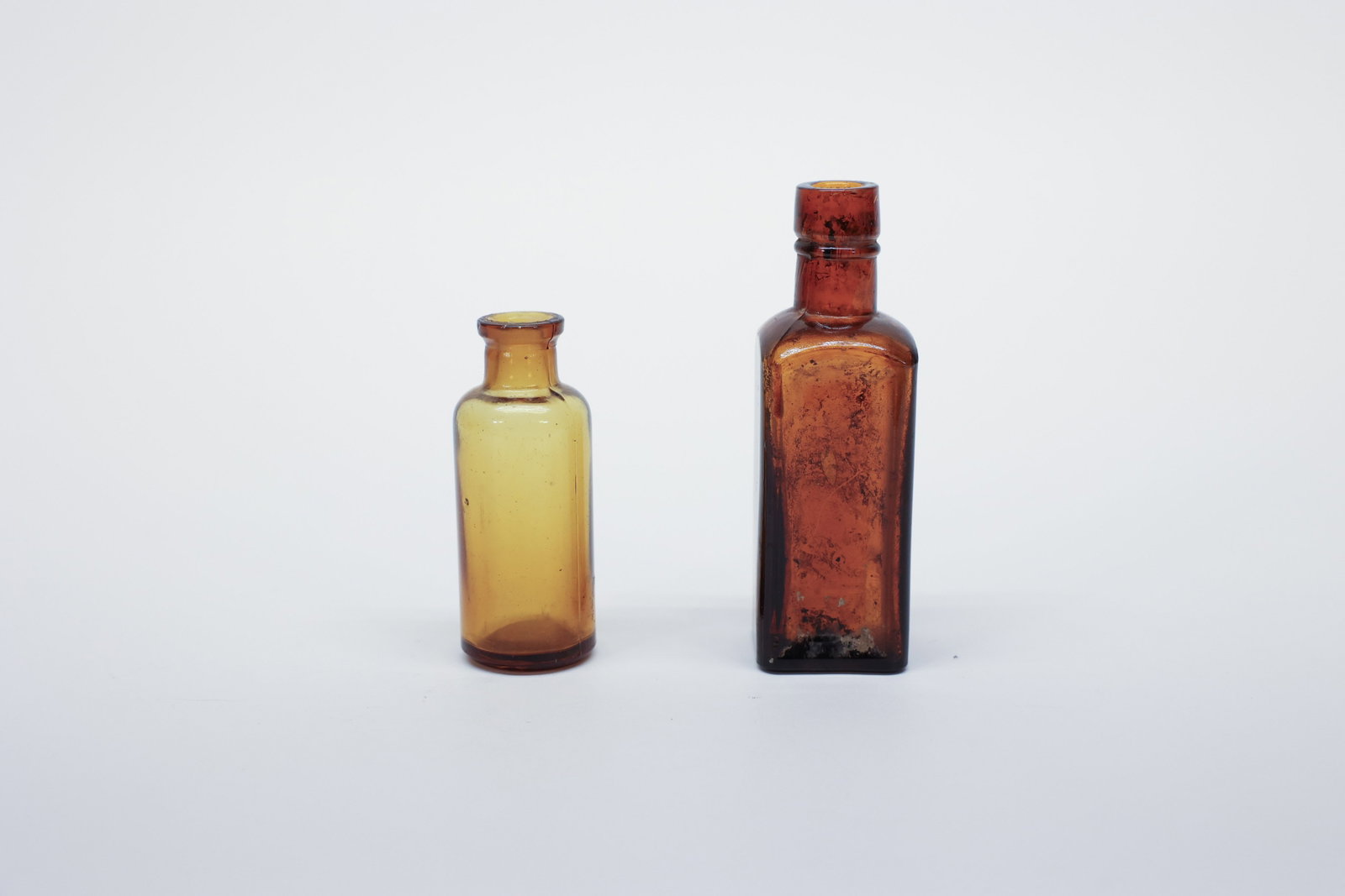 Pair of Antique Amber Glass Apothecary Bottles (1 of 3)