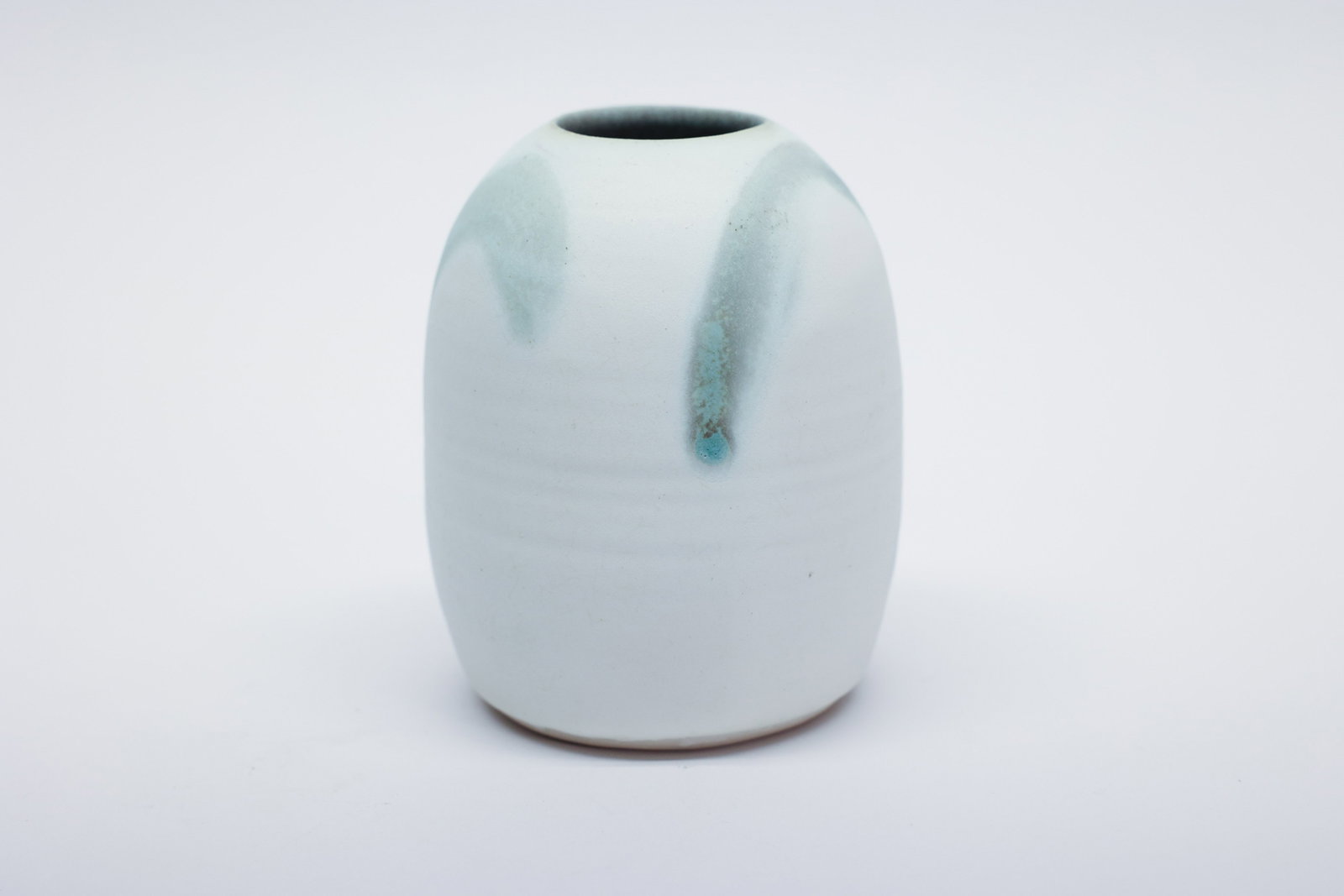 Studio Pottery Ceramic Vase Marked "ANK" (1 of 4)