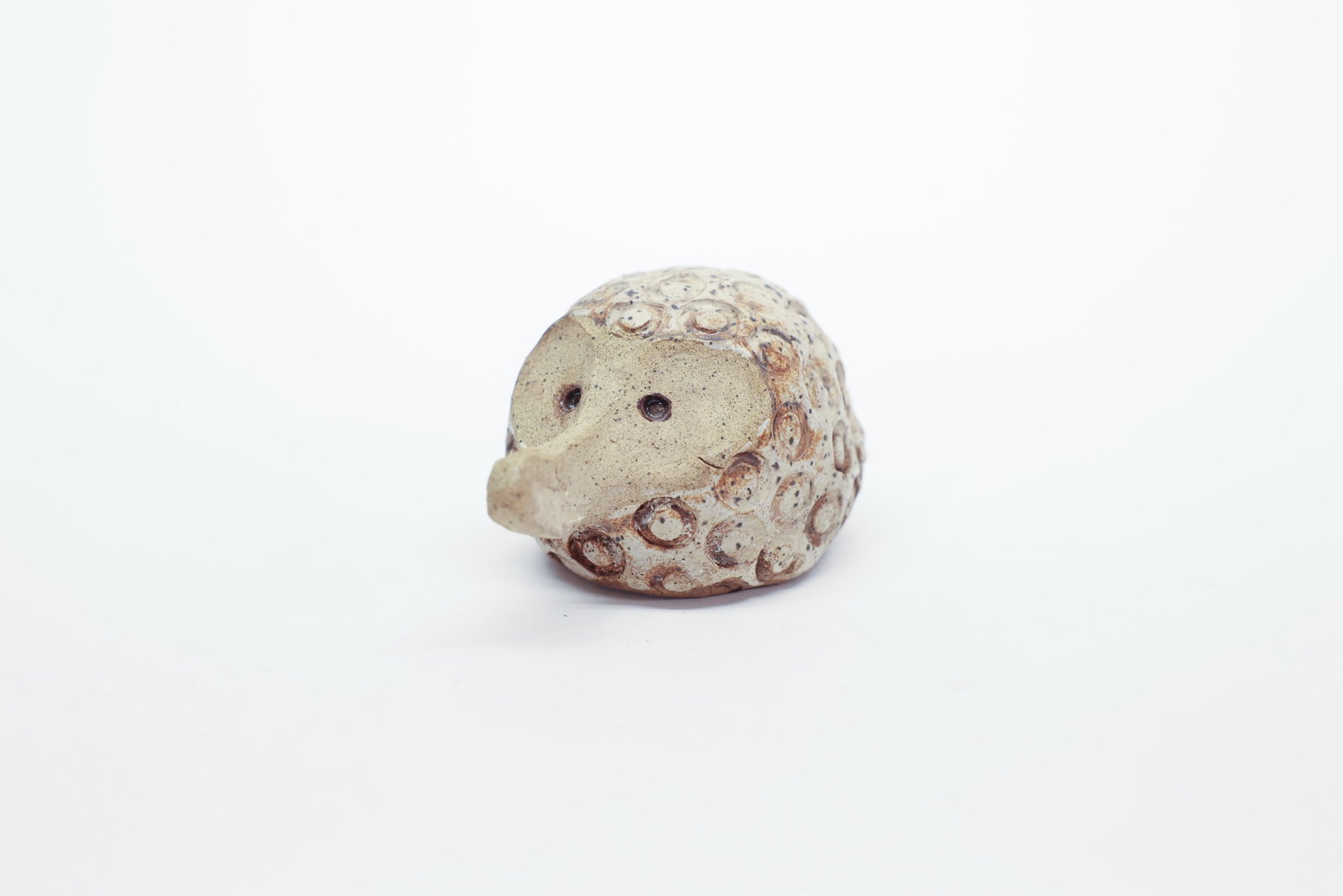 Studio Pottery Hedgehog - 4