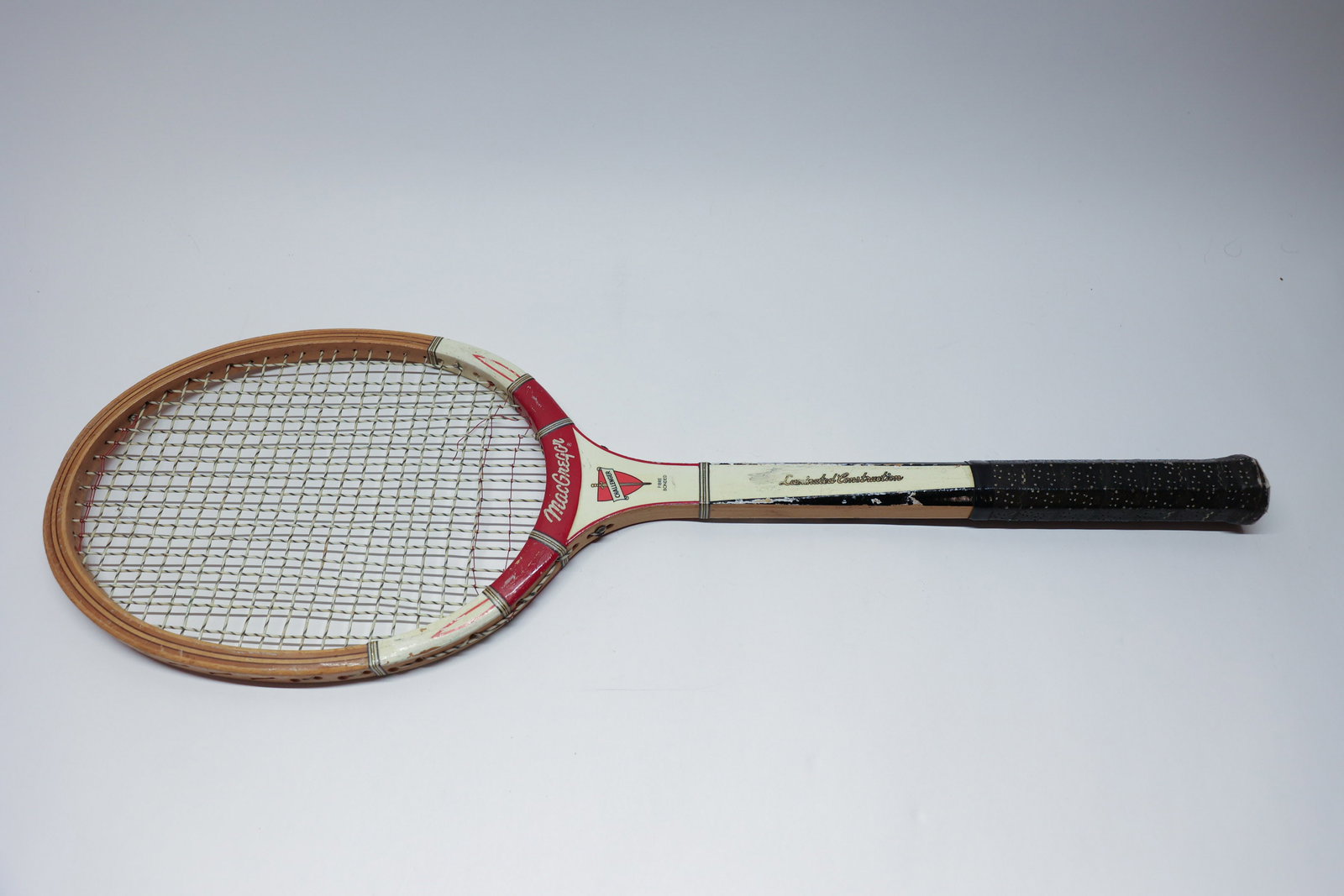 MacGregor Challenger Tennis Racket: Dimensions: H: 27.25", W: 10.25", L: 1.25"
