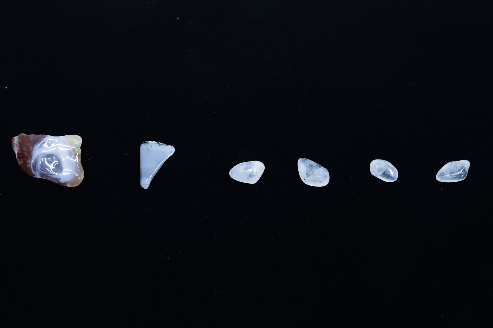 Polished Mineral Specimens: Dimensions: W: 1.5", L: 1.75"