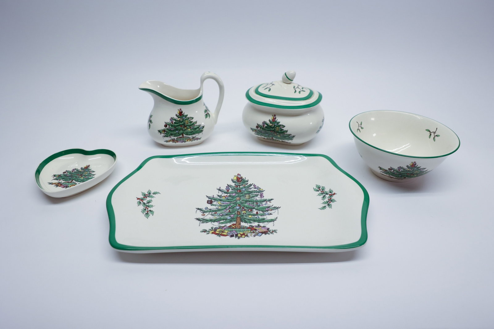 Spode Christmas Tree Pattern Serving Lot: Description:A grouping of Spode "Christmas Tree" pattern serving pieces, English earthenware marked "Spode, Made in England, Christmas Tree" on the reverse, with pattern numbers noted as S3324-Y and