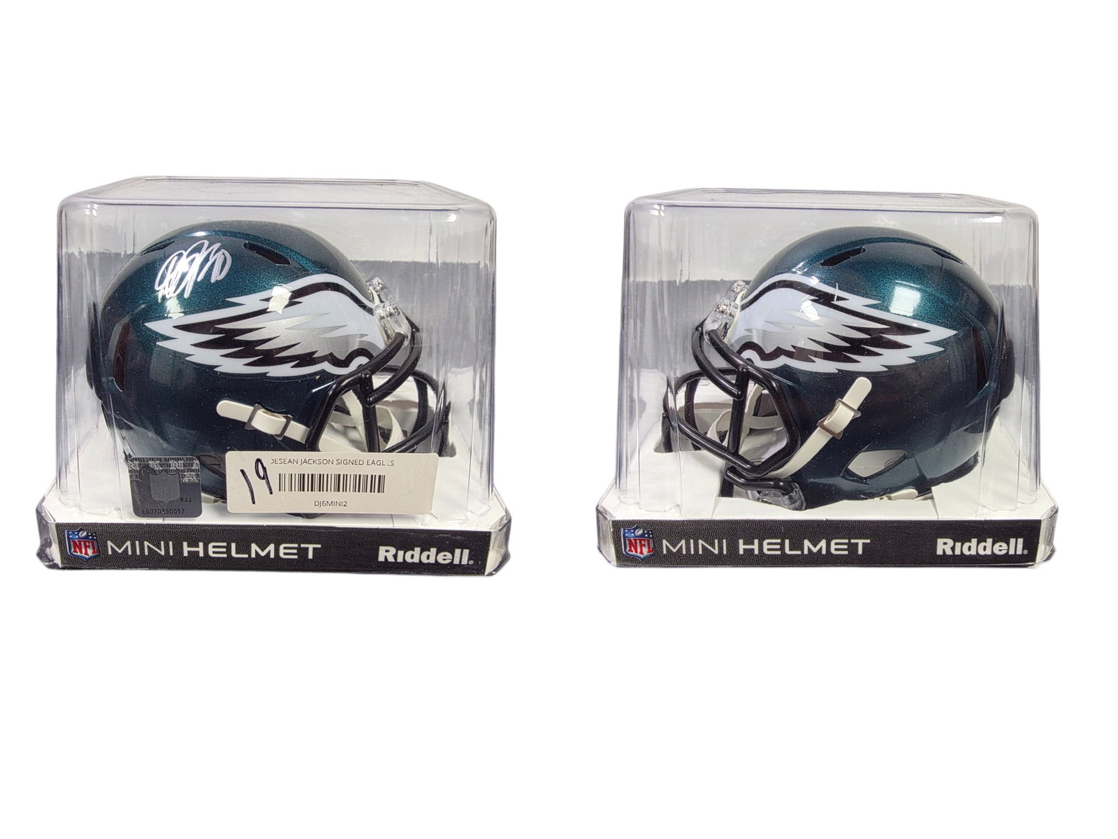 DESEAN JACKSON SIGNED BECKETT AUTHENTICATED EAGLES 2024 NFL SPEED MINI HELMET: This vibrant sports collectible features an authentic signature from legendary speedster DeSean Jackson on a 2024 Philadelphia Eagles NFL Speed mini helmet. Fully authenticated by Beckett