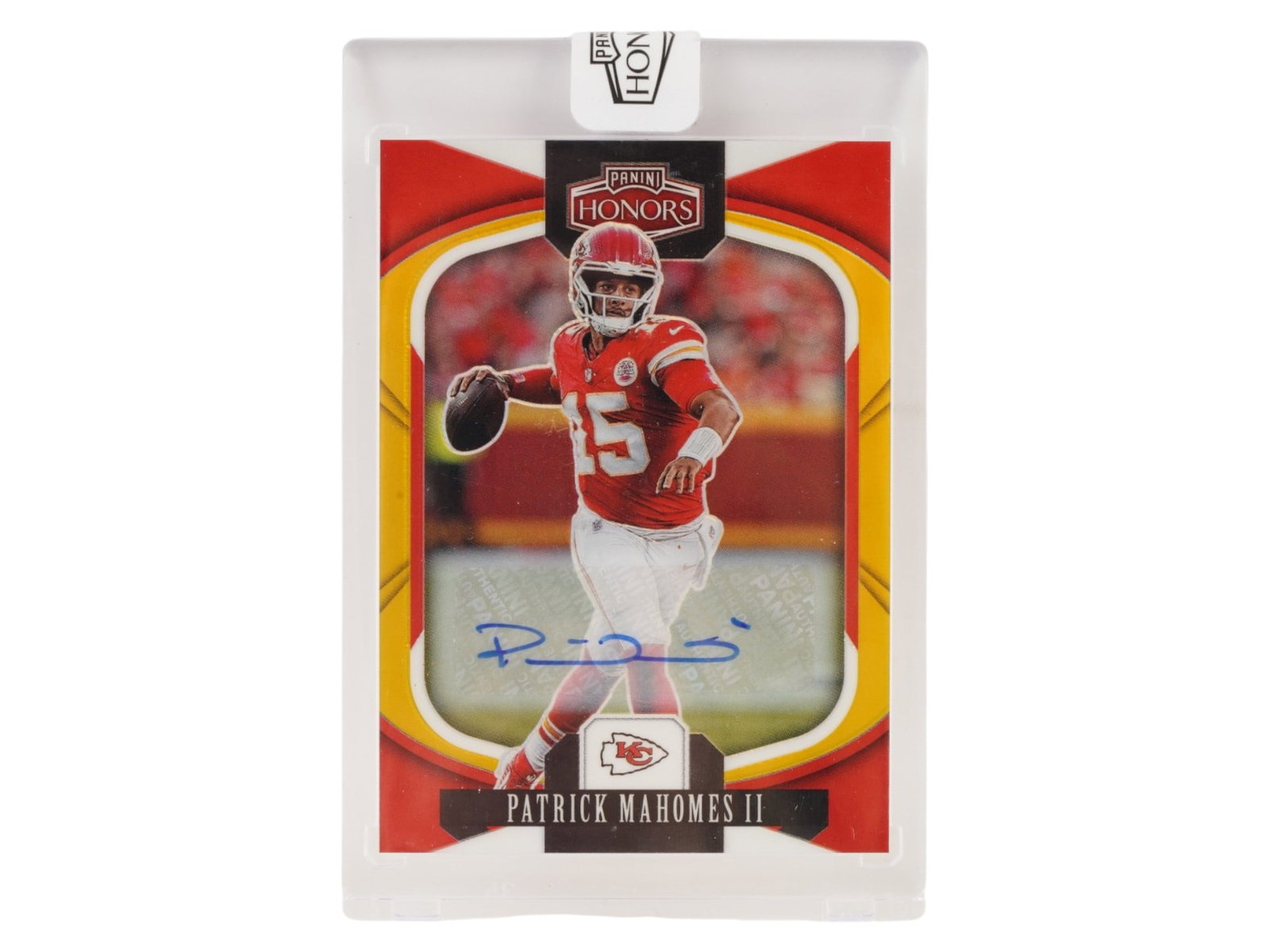 2025 PANINI HONORS PATRICK MAHOMES II GOLD PRIZM AUTO /10: This spectacular 2025 Panini Honors card features signature of Kansas City Chiefs quarterback Patrick Mahomes II, presented in the majestic Gold Prizm parallel. Strictly limited to only ten copies wor