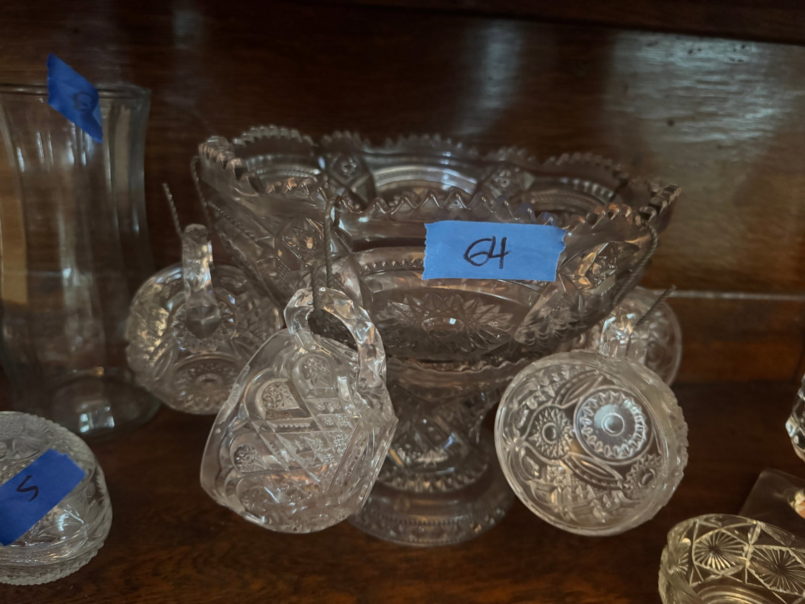Punch Set 4 Cups: 1-"W10"D10"H