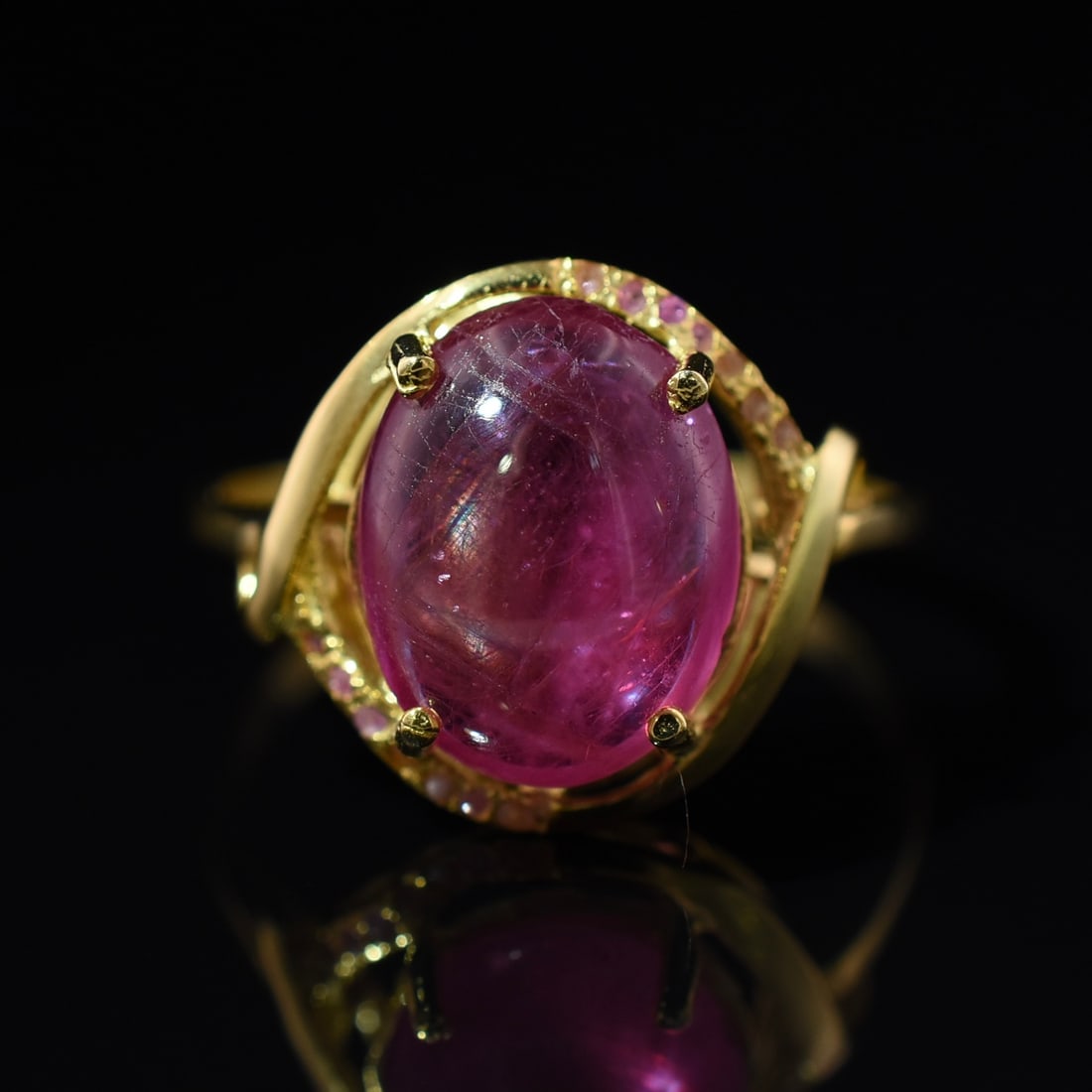 5.8ct African Ruby Cabochon Ring: Sterling Silver | Approximate Size: 9 | Approximate Weight: 2.8g | Stone has been verified as an African ruby and is estimated to weigh approxiamtely 5.8ct.