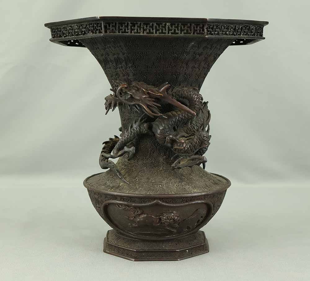 Ninjusai - Dragon and lion Decorative Bronze Octagon Flower Vase Ikebana Vase with Box - 2