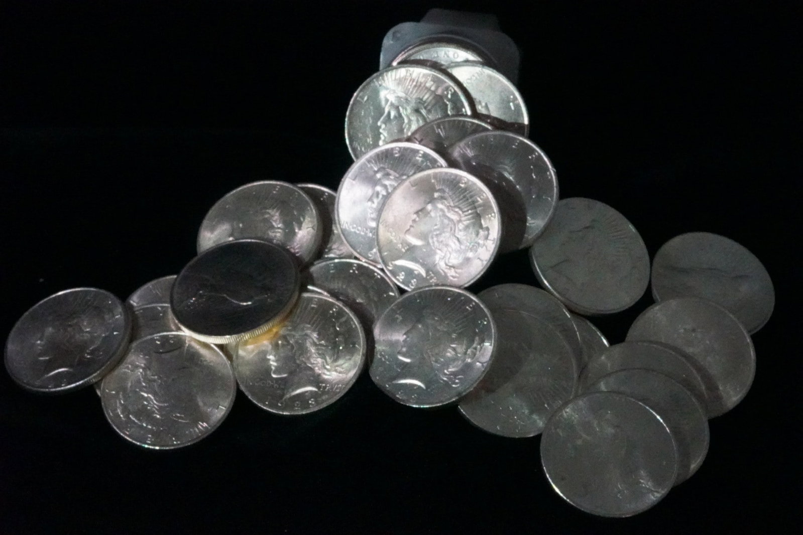 LOT OF 100 PEACE SILVER DOLLARS BU (1 of 1)