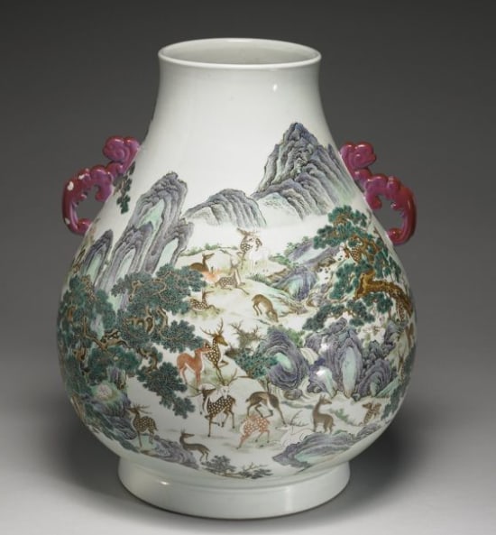 Chinese Antiques Art Vase with "One hundred deer" motif in underglaze blue and wucai painted enamels: Chinese Antiques Asian Antiques Porcelain Bronze Jade Painting Scroll Gold Chinese Ming Dynasty Furniture