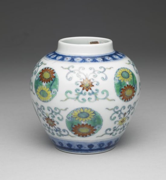 Chinese Antiques Art Lidded jar with decoration of floral medallions in doucai painted enamels (1 of 1)