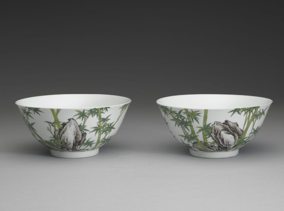 Chinese Antiques Art Bowl with bamboo and rocks in falangcai painted enamels: Chinese Antiques Art Asian Antiques Porcelain Bronze Jade Painting Scroll Gold Chinese Ming Dynasty Furniture