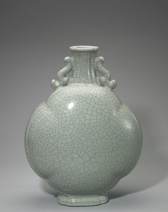 Chinese Antiques Art Flask with handles in green glaze (1 of 1)
