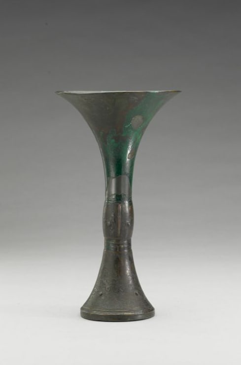 Chinese Antiques Art Gu wine beaker with animal-mask pattern: Chinese Antiques Art Asian Antiques Porcelain Bronze Jade Painting Scroll Gold Chinese Ming Dynasty Furniture