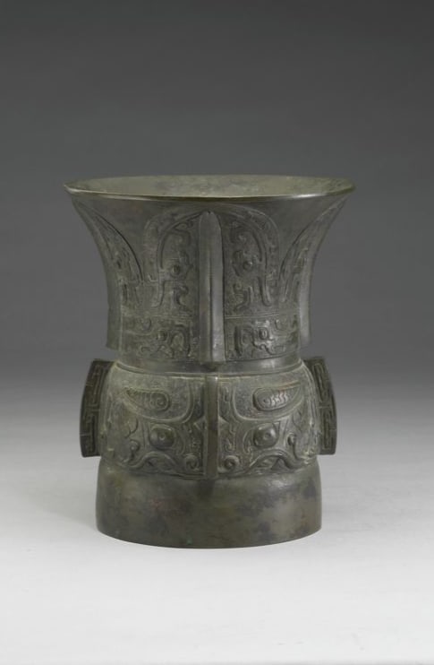 Chinese Antiques Art Zun vessel with animal mask decor: Chinese Antiques Art Asian Antiques Porcelain Bronze Jade Painting Scroll Gold Chinese Ming Dynasty Furniture