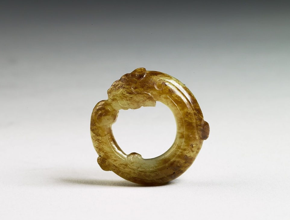 Chinese Antiques Art Jade bi: Chinese Antiques Art Asian Antiques Porcelain Bronze Jade Painting Scroll Gold Chinese Ming Dynasty Furniture