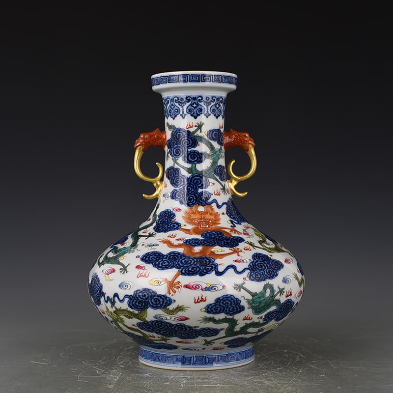 Chinese Antiques Art Porcelain vase (1 of 1)