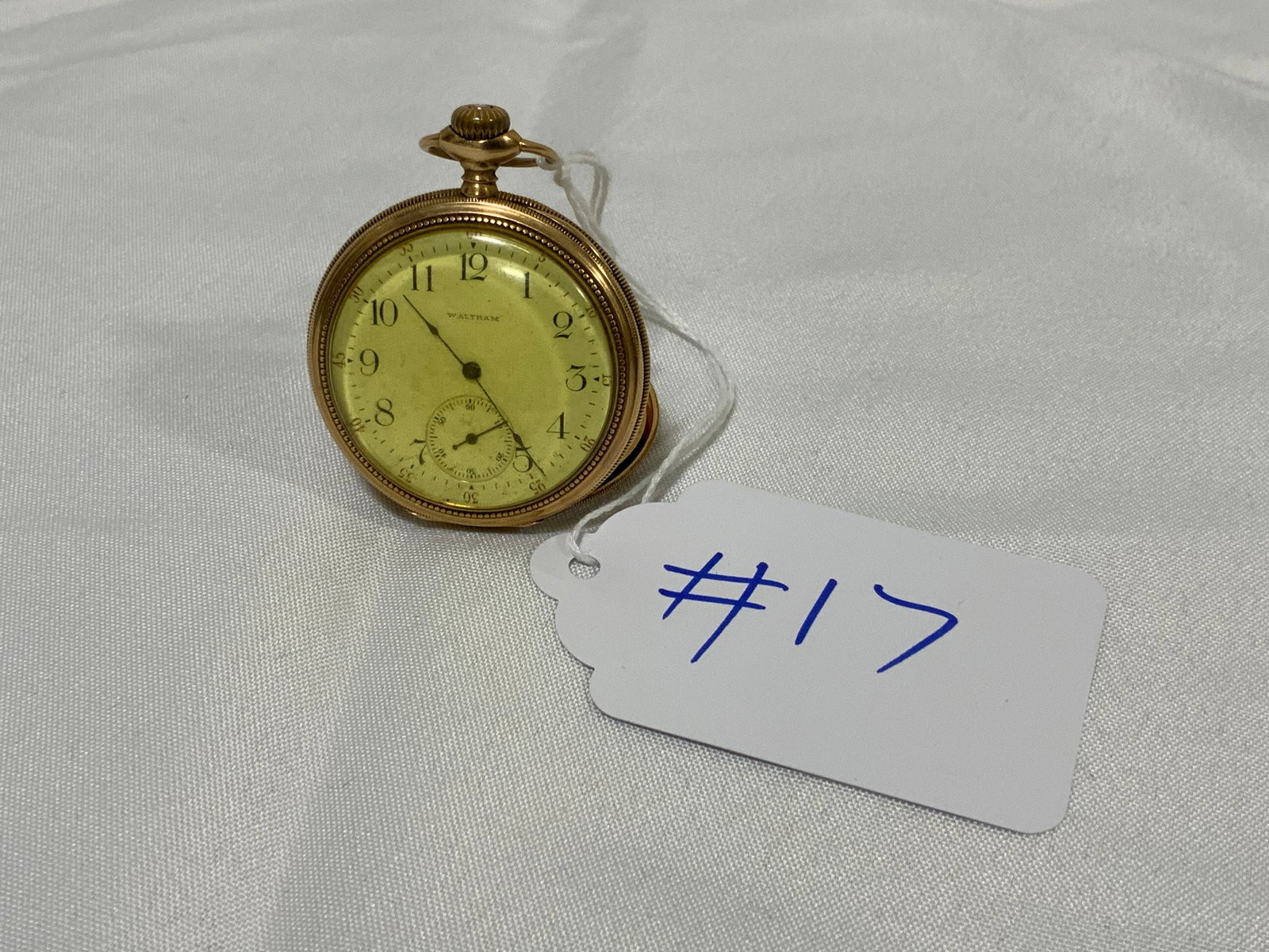 14kt Gold Waltham Pocket Watch: 14kt gold Waltham pocket watch, Royal Waltham Watch Company, 17 jeweled, serial number 14030276 on the works. Case marked 89368, inside cover marked 14K US assay. Good condition.
