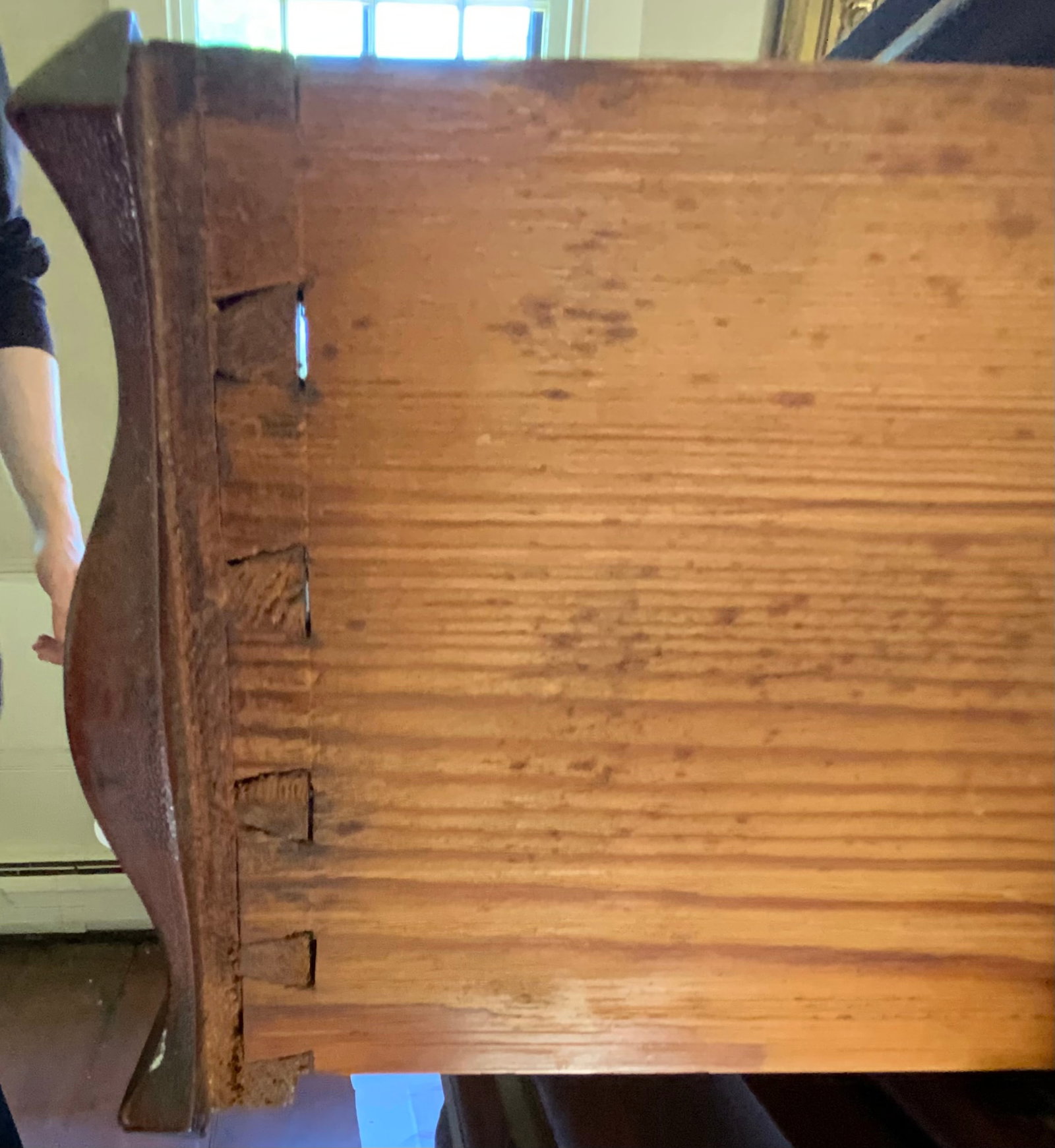 Rococo Style Chest - 6