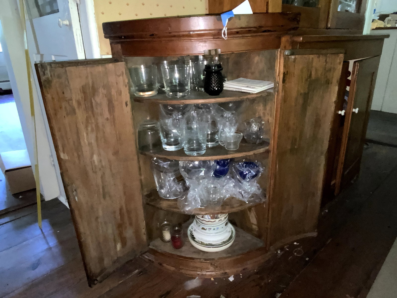 Corner Cupboard - 3