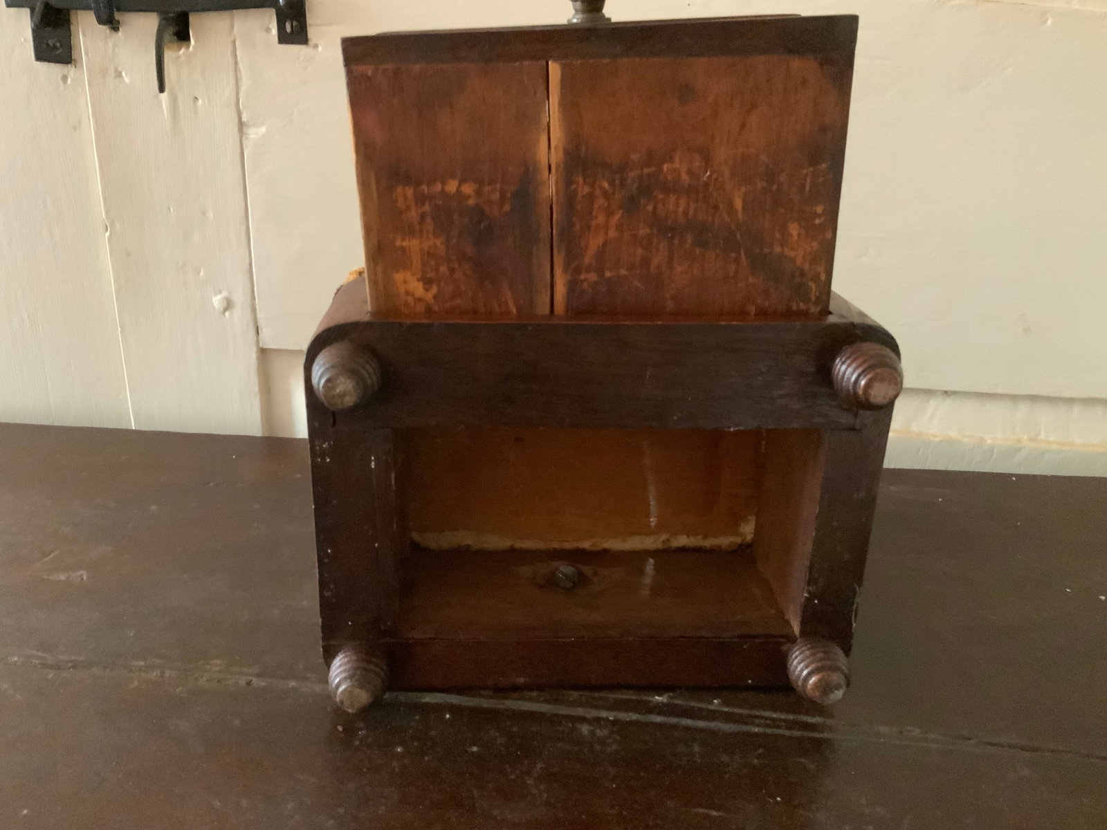 Sewing Stand - 3