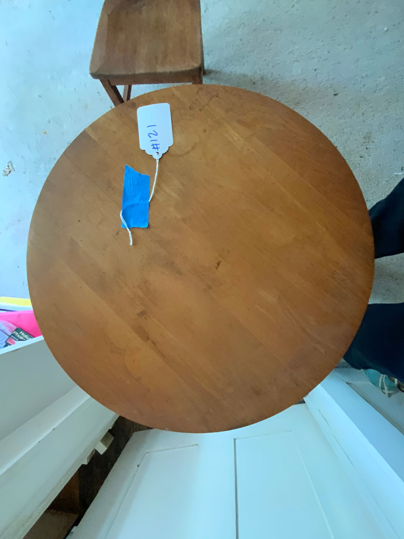 Maple Candle Stand: Maple candle stand, made by Cohasset, 1950s, on spider legs, original finish. Good condition.