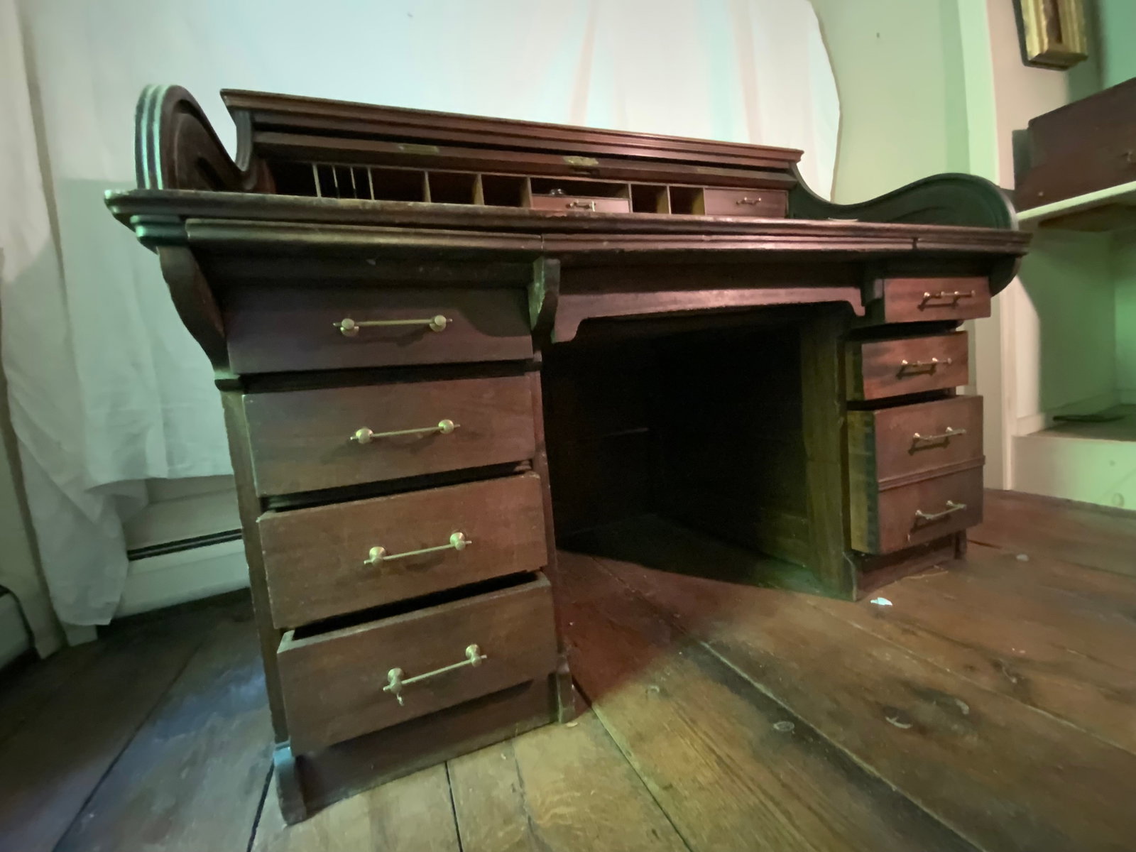 Roll Top Desk - 4