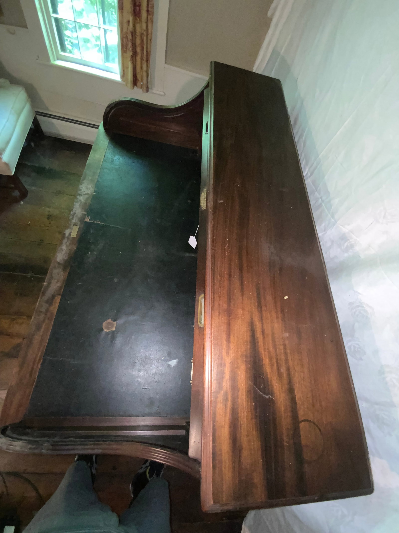 Roll Top Desk - 7