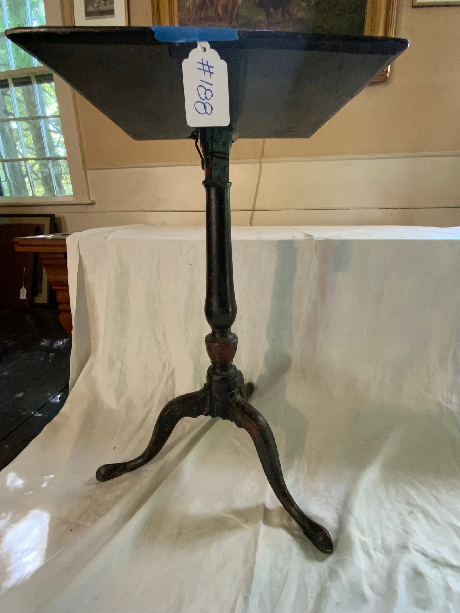 Tilt Top Stand - 3