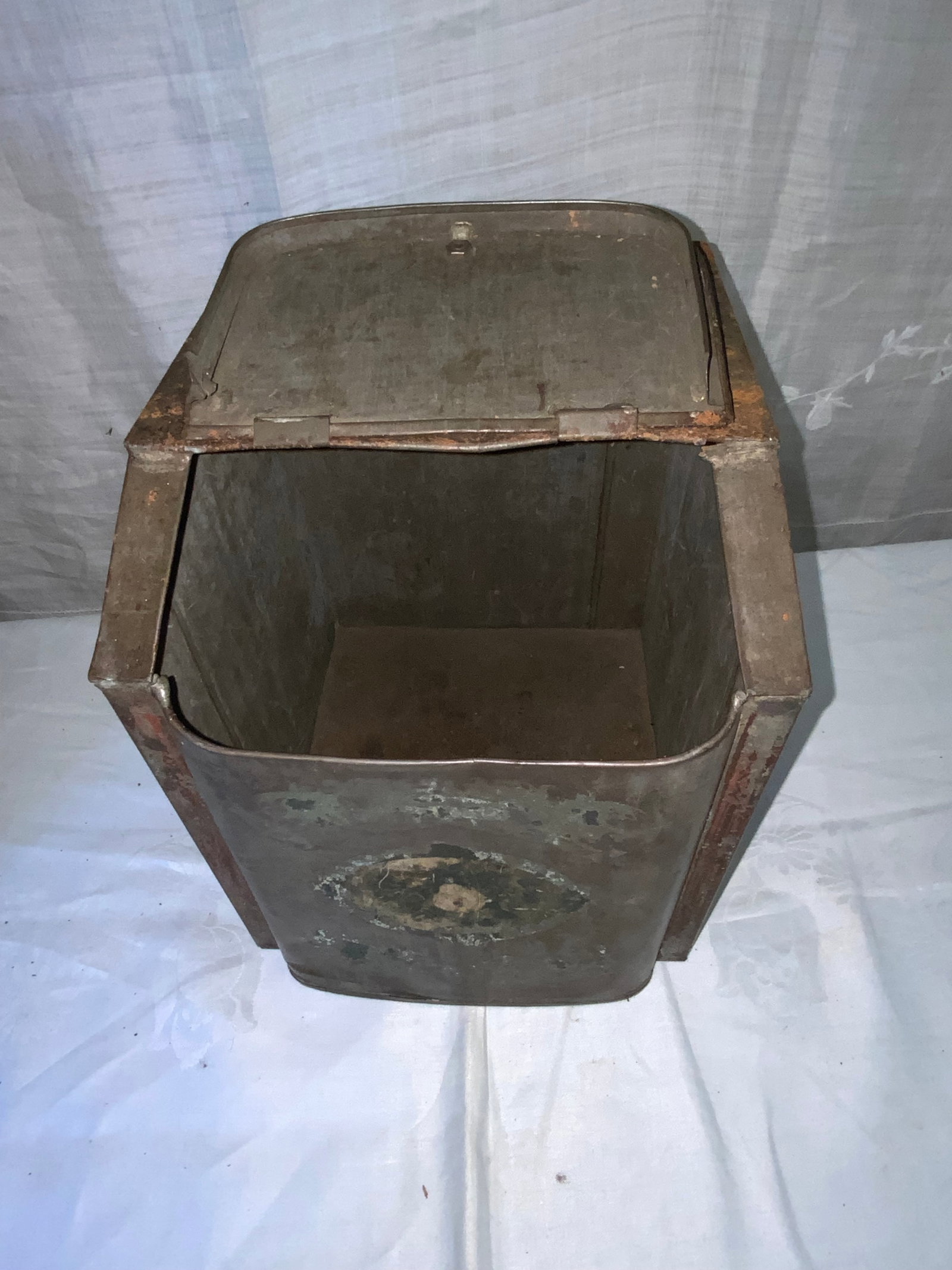Tea & Spice Tins - 6