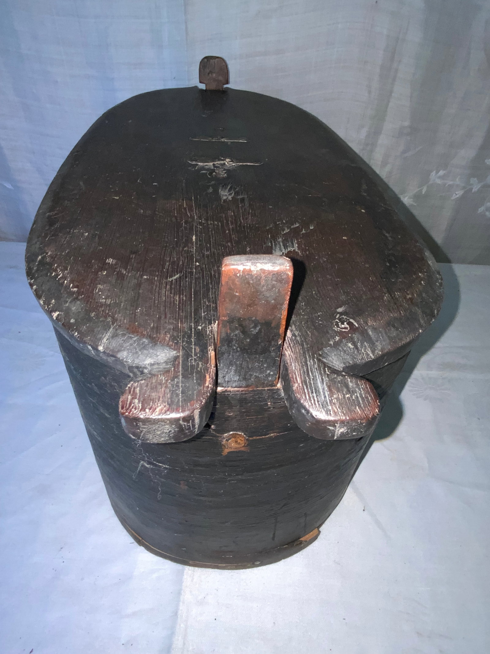 Oval Box - 3