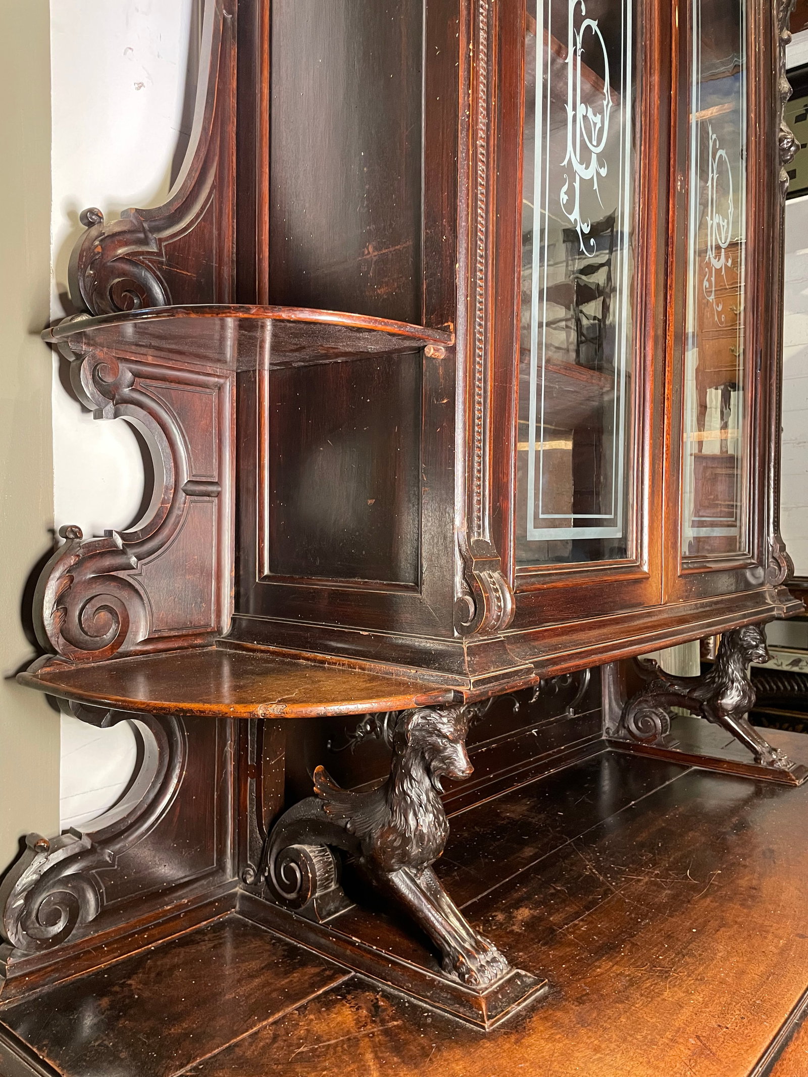 1852 Ornate Italian Vitrine - 4