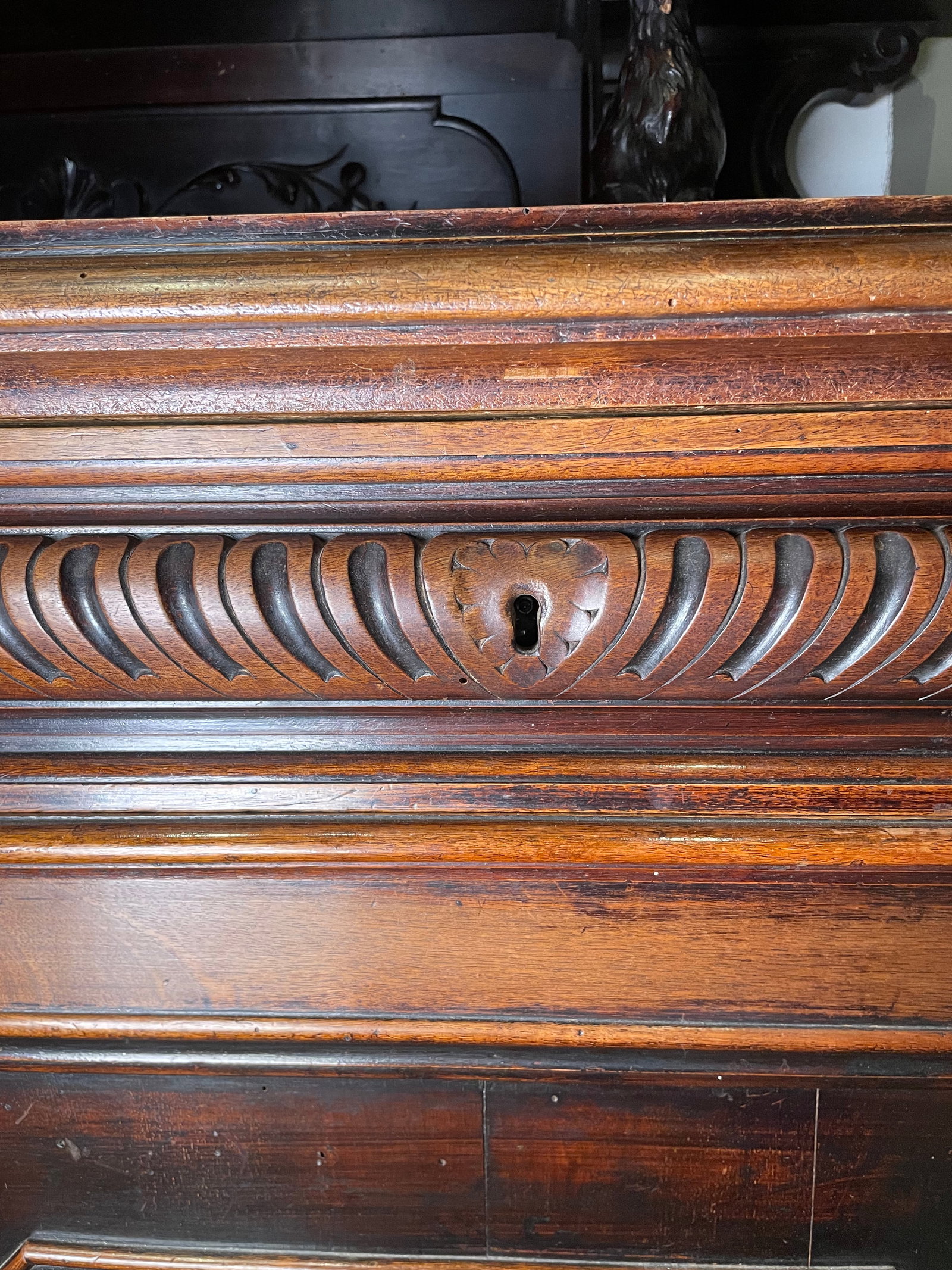 1852 Ornate Italian Vitrine - 8