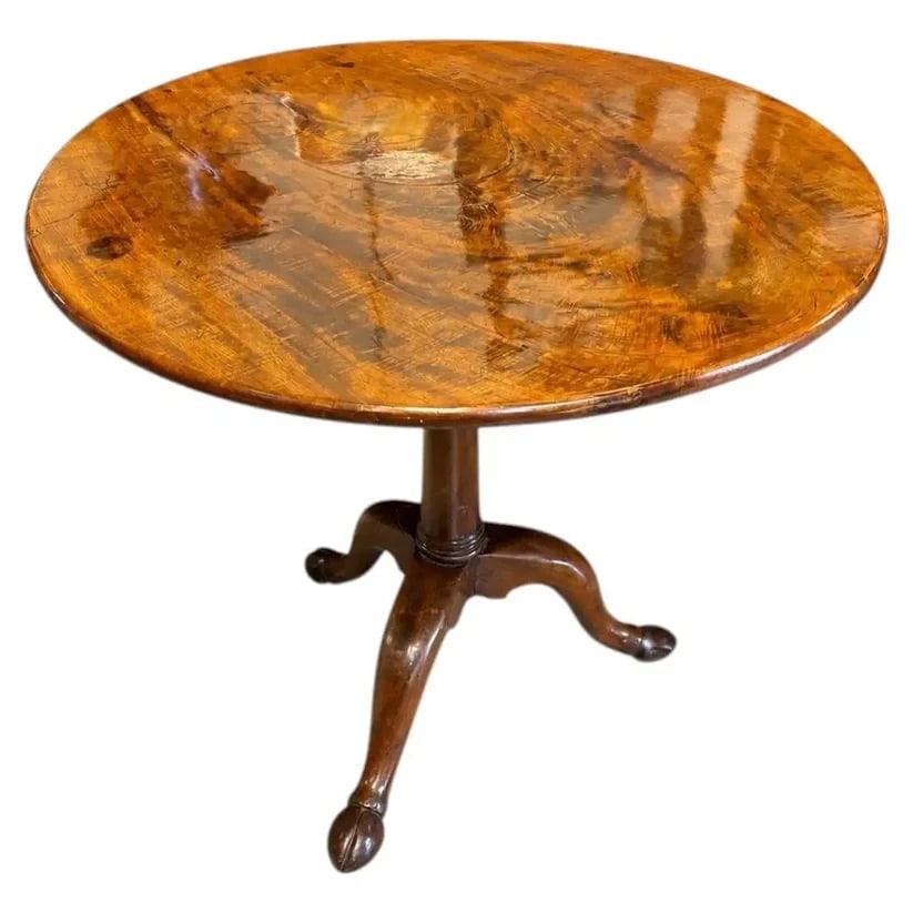 18th Century Tripod Table: Fine 18th Century George III Period Mahogany Tripod Table A handsome late 18th-century George III period mahogany tripod table. It features a well-figured single piece of solid mahogany for the