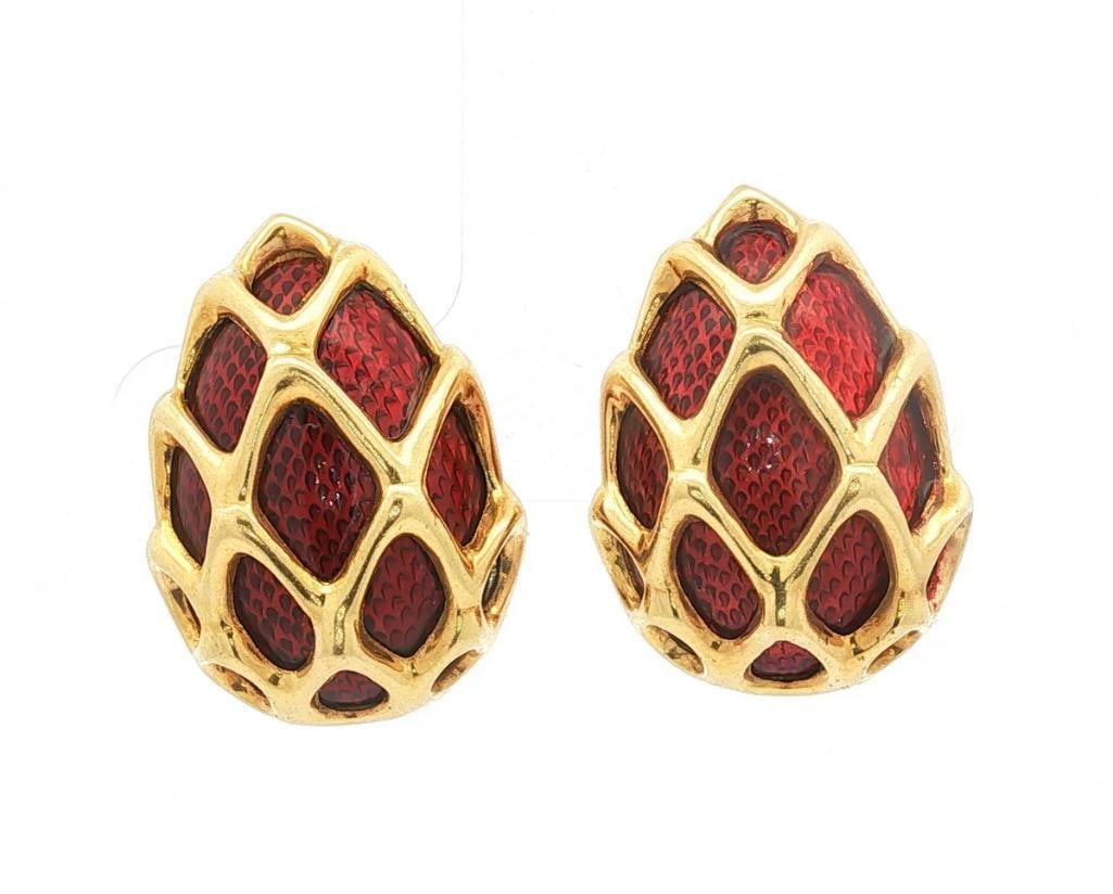 Tiffany & Co. 18Kt Guilloché Enamel Ladies Earrings: Tiffany & Co. (American, est. 1837) 18K Yellow Gold & Guilloché Enamel Ladies Earrings Tiffany & Co. 18K yellow gold earrings featuring articulated teardrop-form drops with an overlap