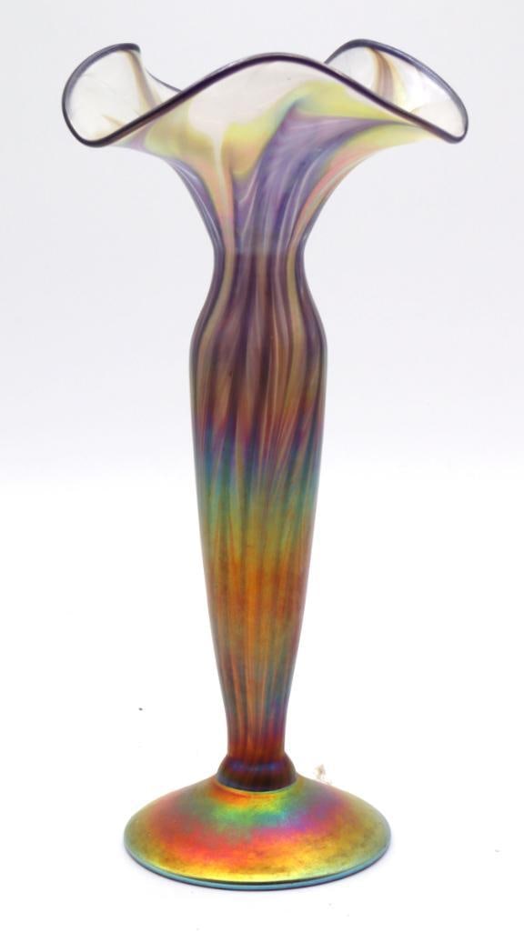 Lundberg Studios Iridescent Art Glass Vase (1 of 4)