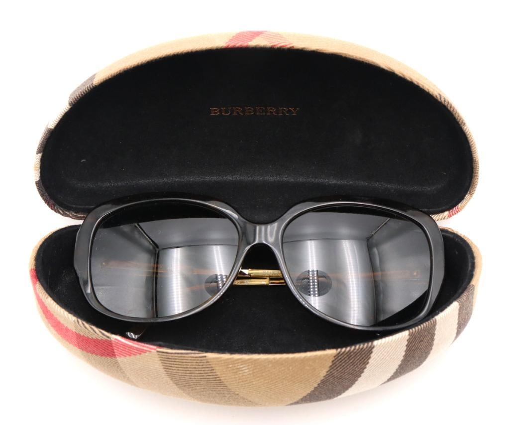 Burberry Faux Tortoiseshell Sunglasses (1 of 3)