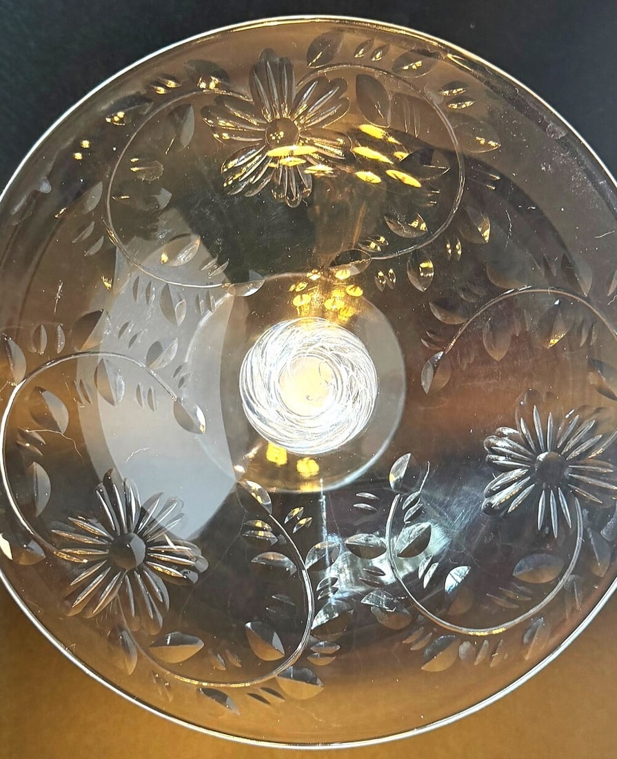Pairpoint compote/tazza: Pairpoint compote/tazza floral wheel cut design twisted ball stem