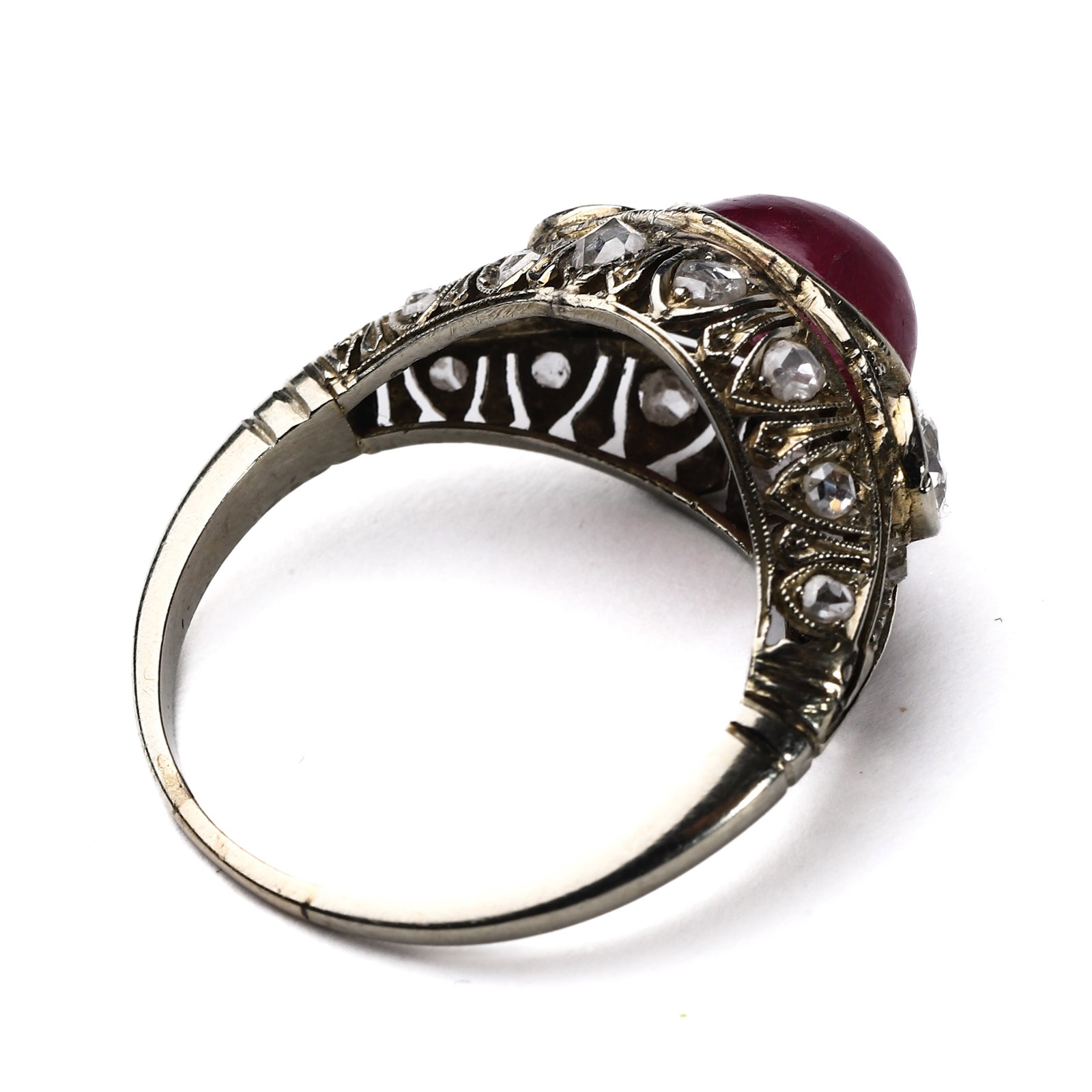 Vintage Burma ruby and diamond ring - 2