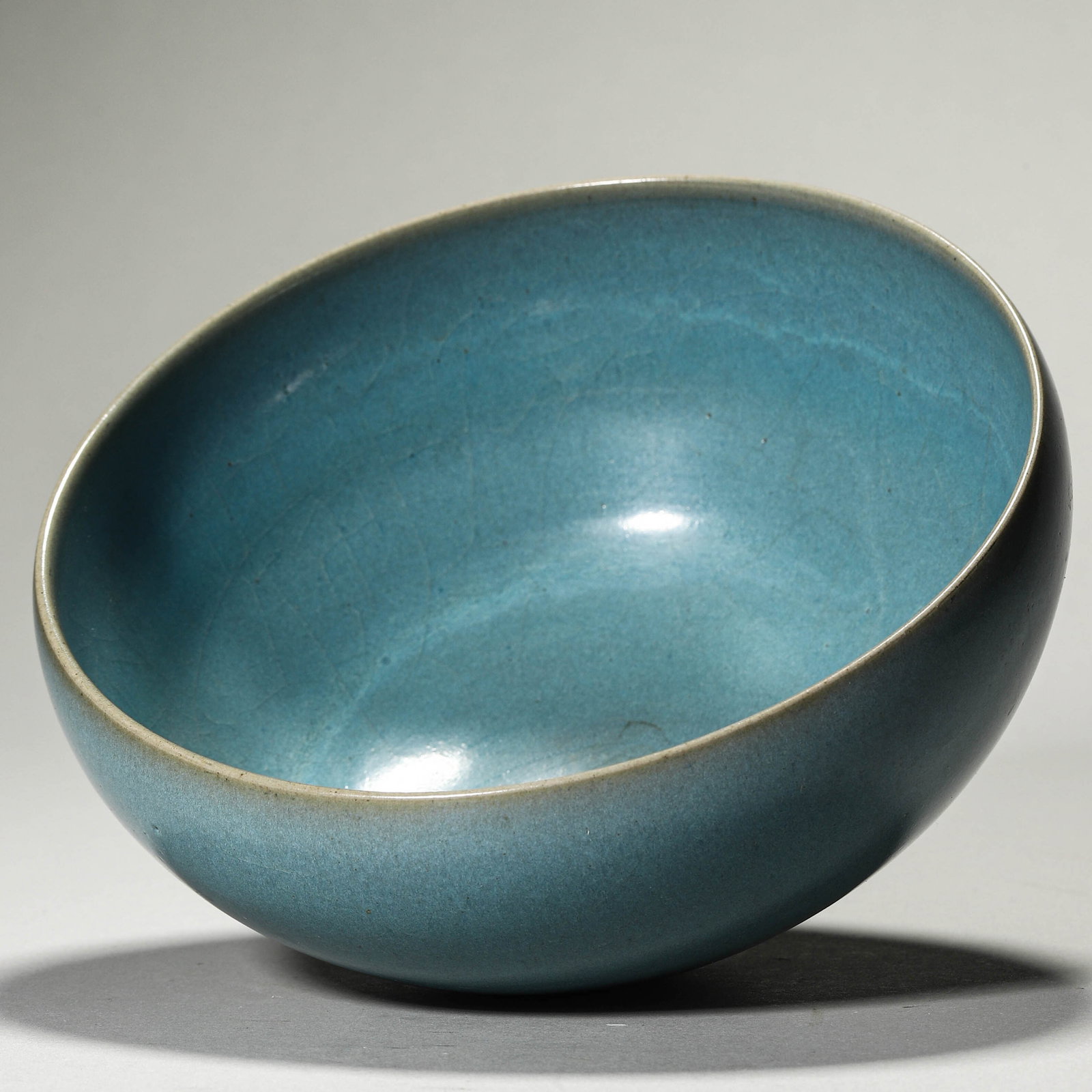A CHINESE JUN WARE BOWL. - 5
