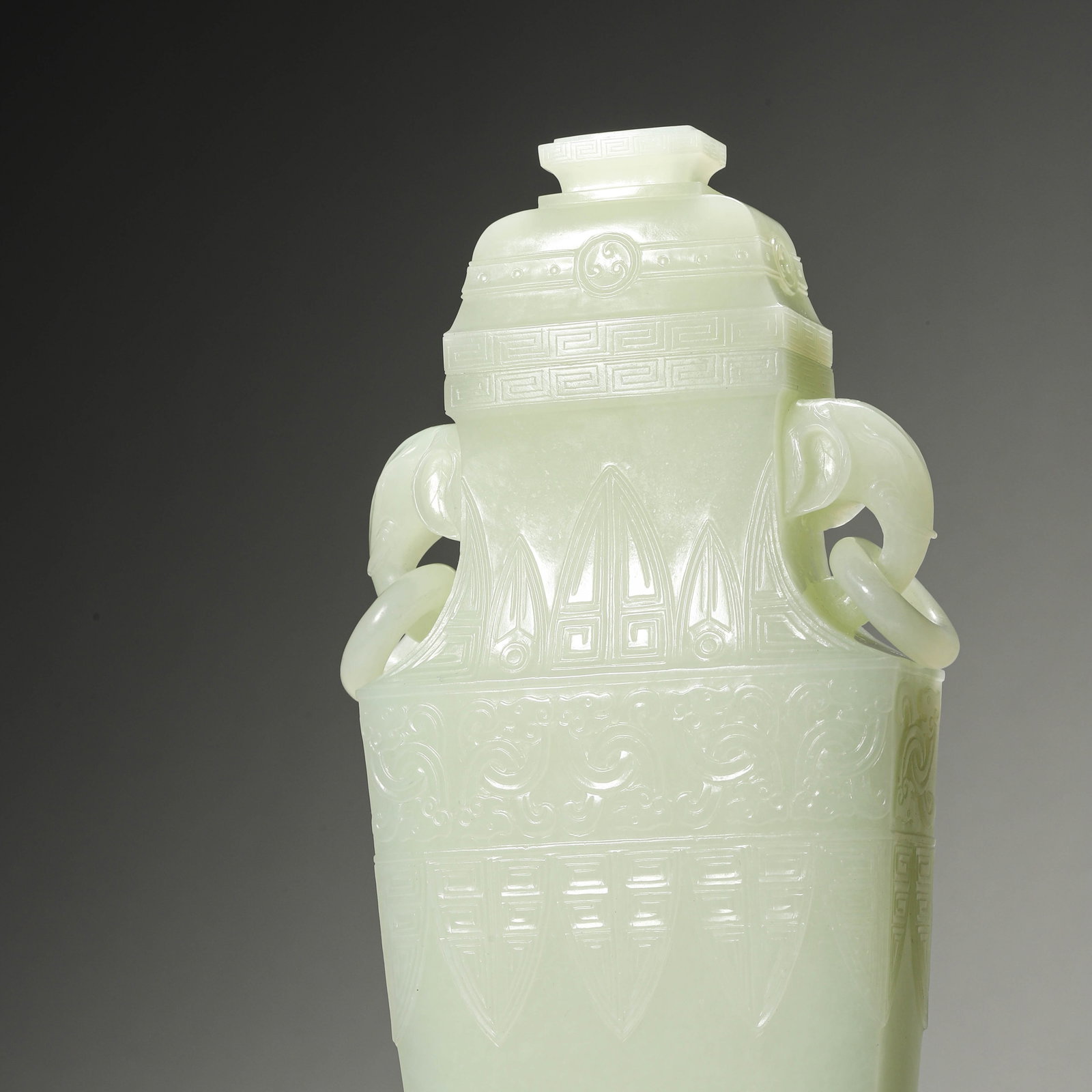 A CHINESE CELADON JADE VASE. - 3