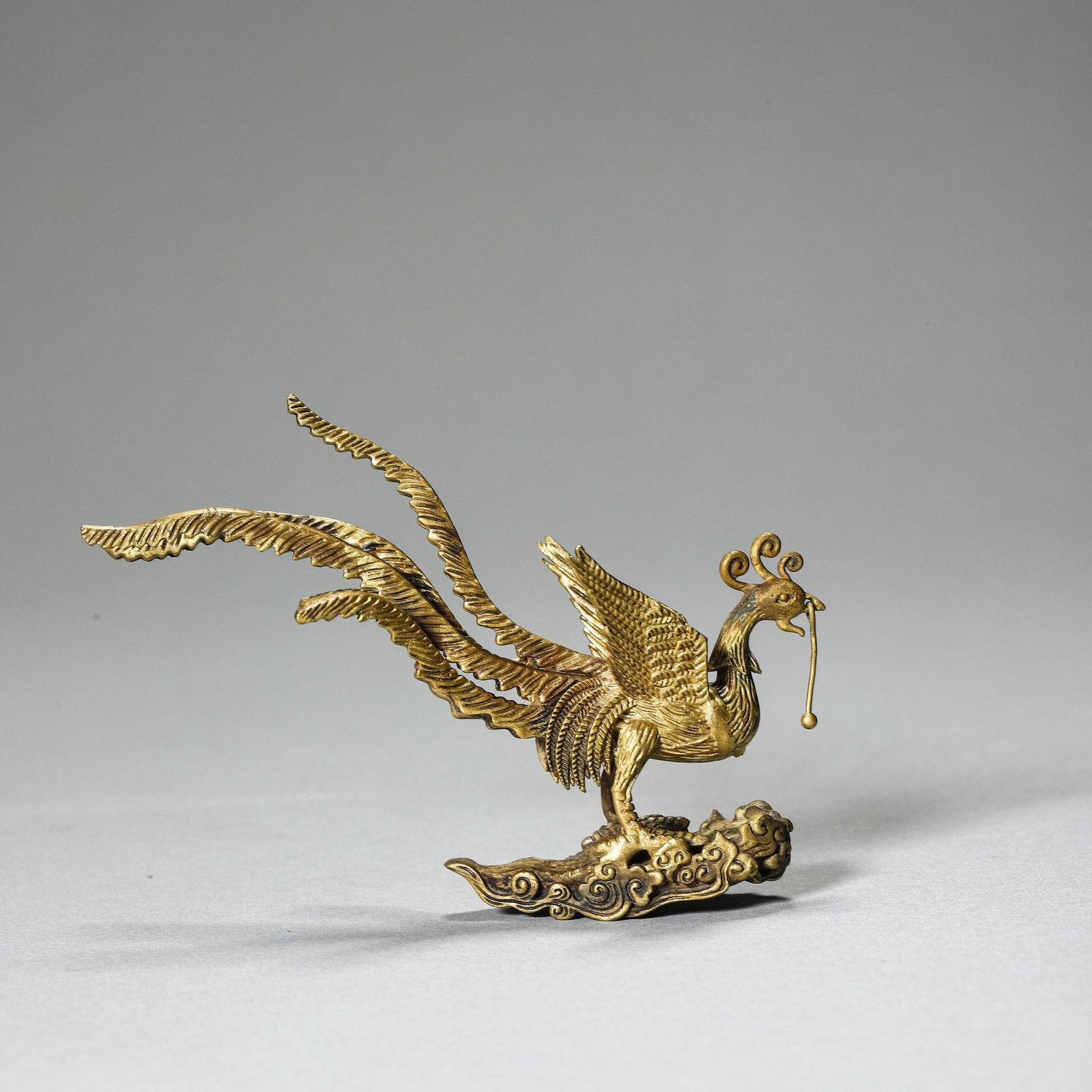 A CHINESE BRONZE PHOENIX FIGURE. - 2