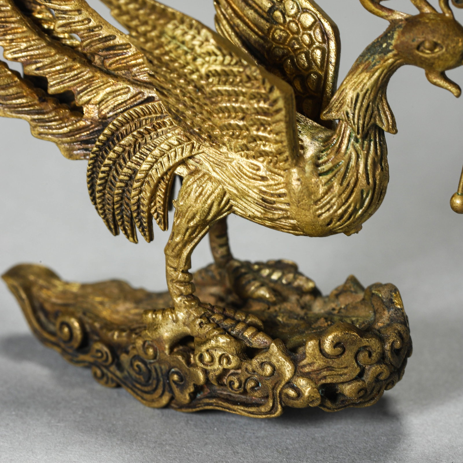 A CHINESE BRONZE PHOENIX FIGURE. - 4