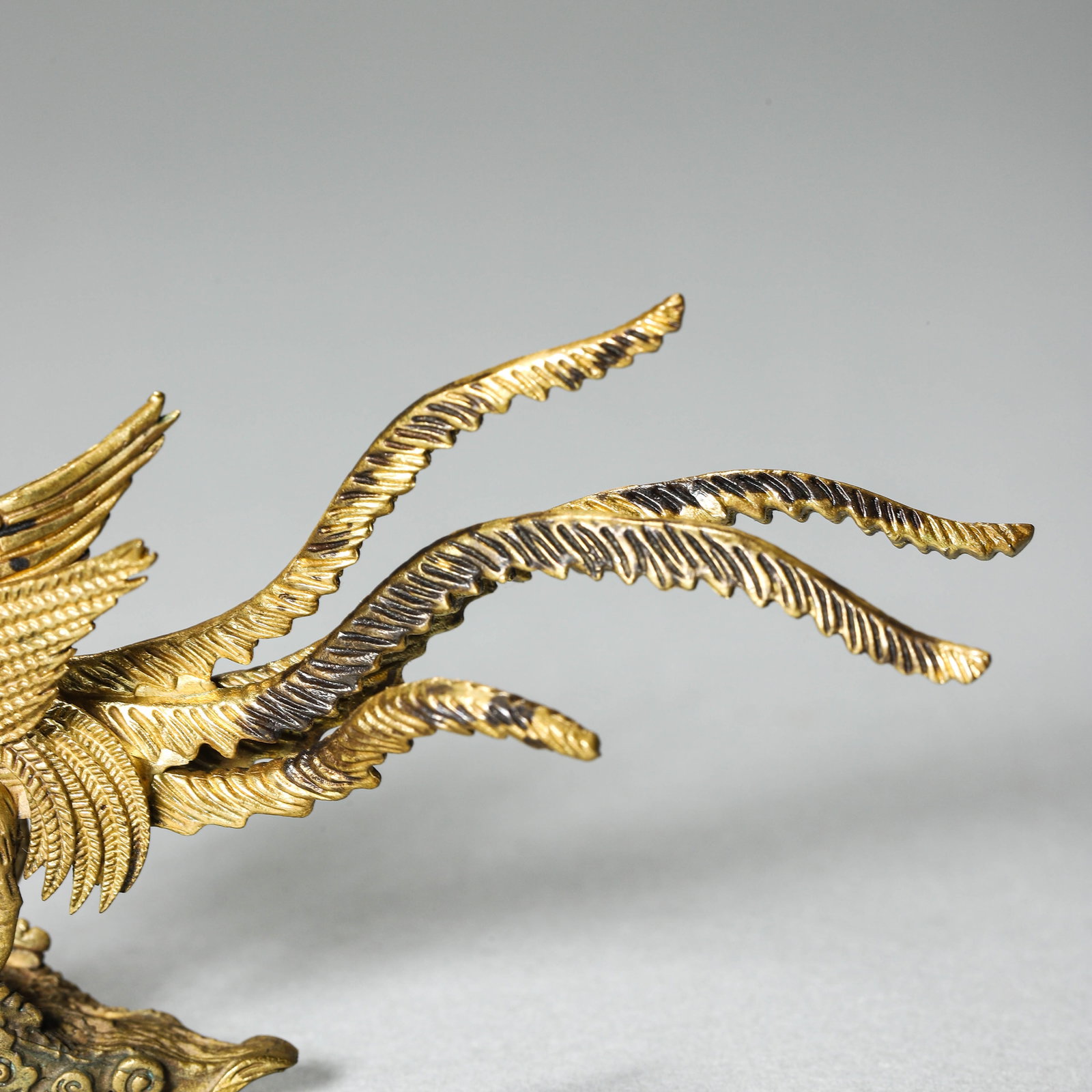 A CHINESE BRONZE PHOENIX FIGURE. - 5