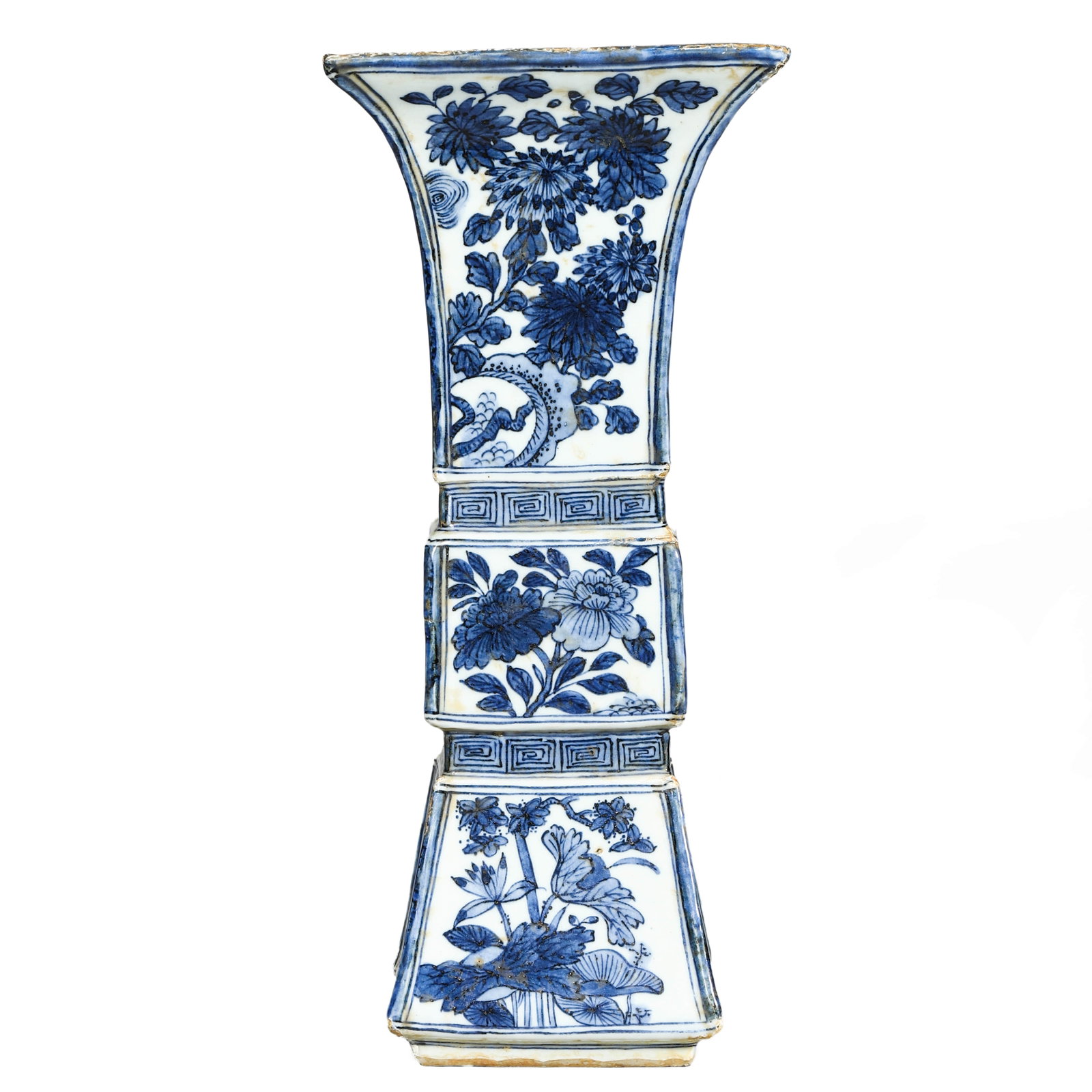 A CHINESE BLUE AND WHITE SQUARE-FORM VASE WITH FLORAL DESIGN. (1 of 8)