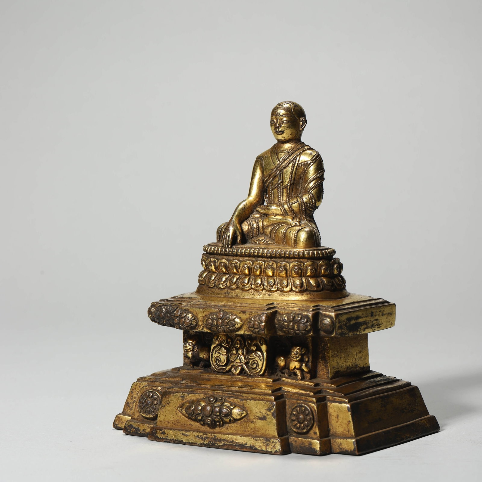 A GILT-BRONZE BUDDHA - 4