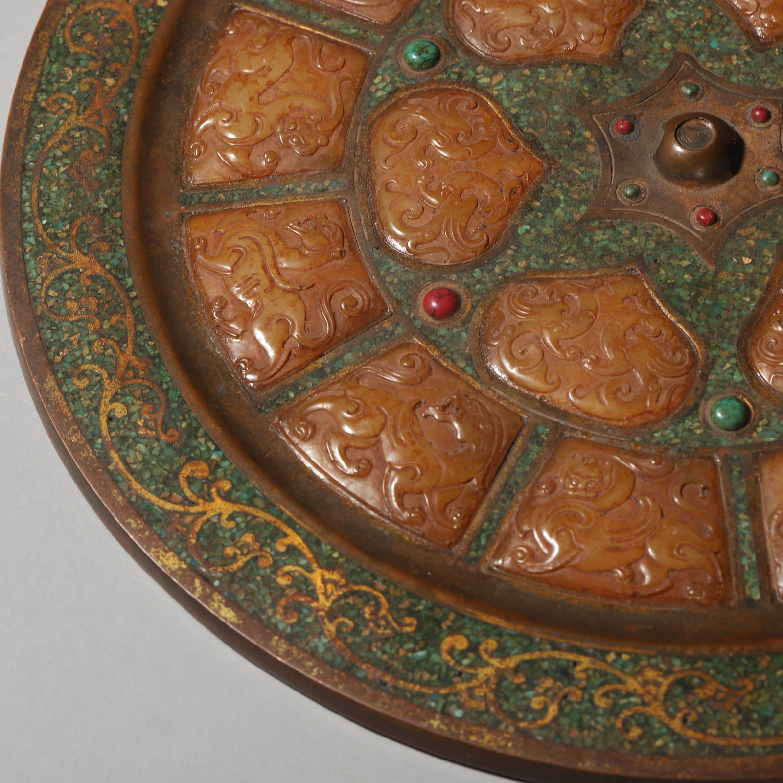 A BRONZE MIRROR WITH JADE INLAY. - 3