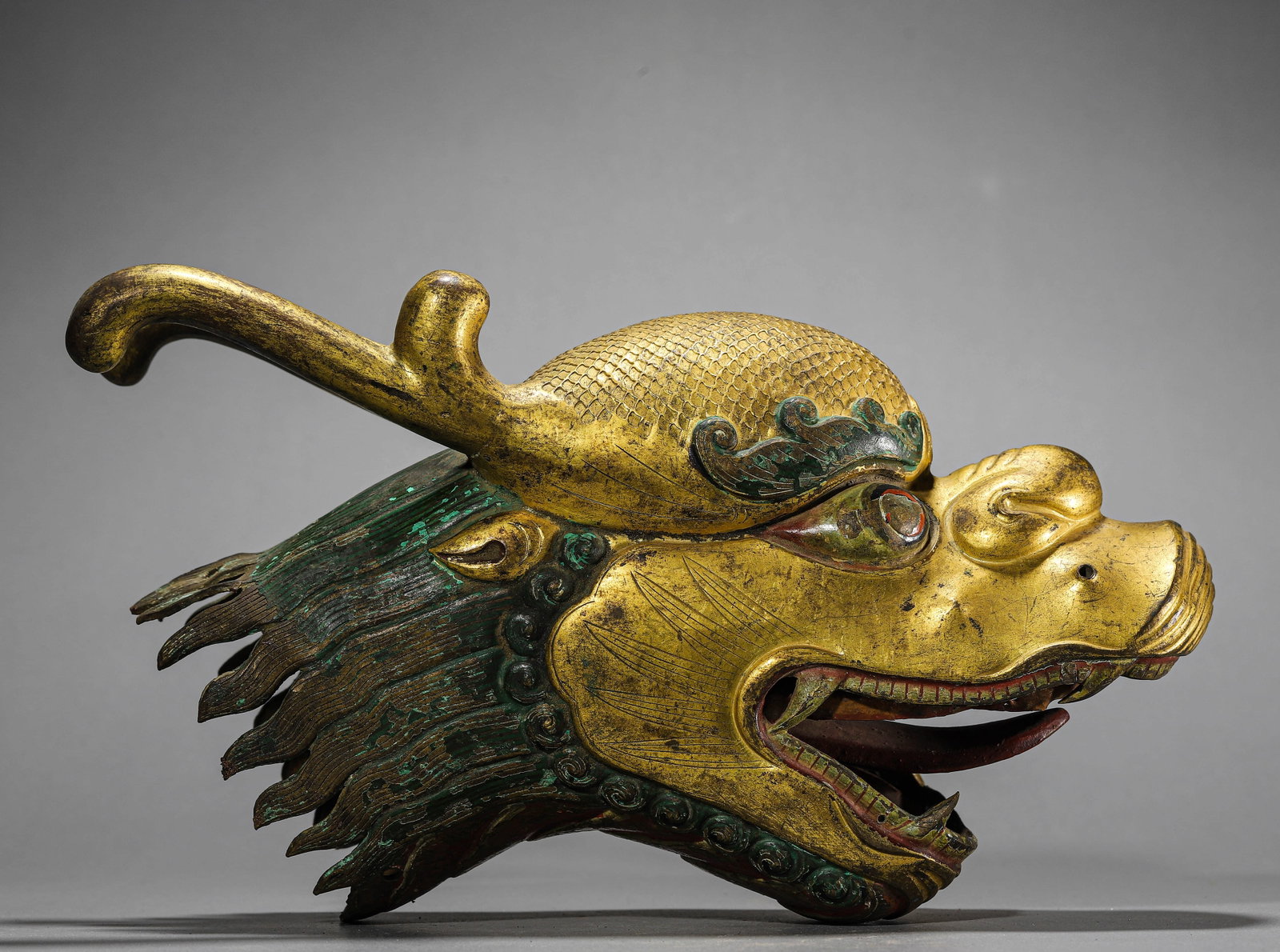 A GILT-BRONZE DRAGON HEAD - 2