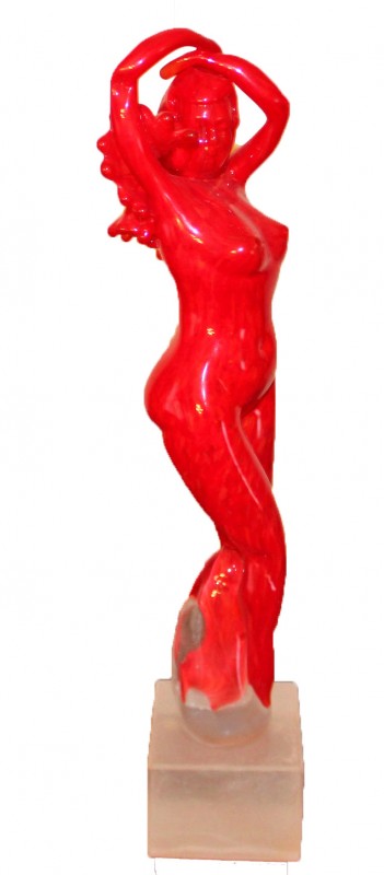 Red "Venus" Signed Sculpture By PINO SIGNORETTO: This is a Signed "Venus" Murano Modern Art Glass Sculpture By Master Glassblower PINO SIGNORETTO. DIMENSIONS: Height: 14 in. Base Width: 3 in. Weight: 3 lb. 12 oz.