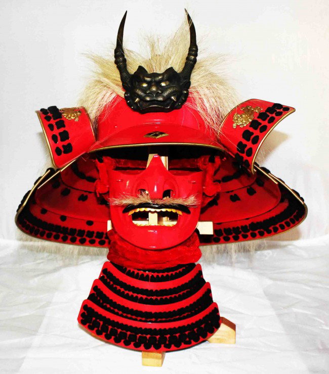 Metal Japanese Samurai Helmet: Superbly constructed and beautifully detailed precised reproduction of Takeda Shingen's battle helmet and mask by world renowned foundry of Paul Chen. Takeda Shingen (1521-1573) was known as a fierce 